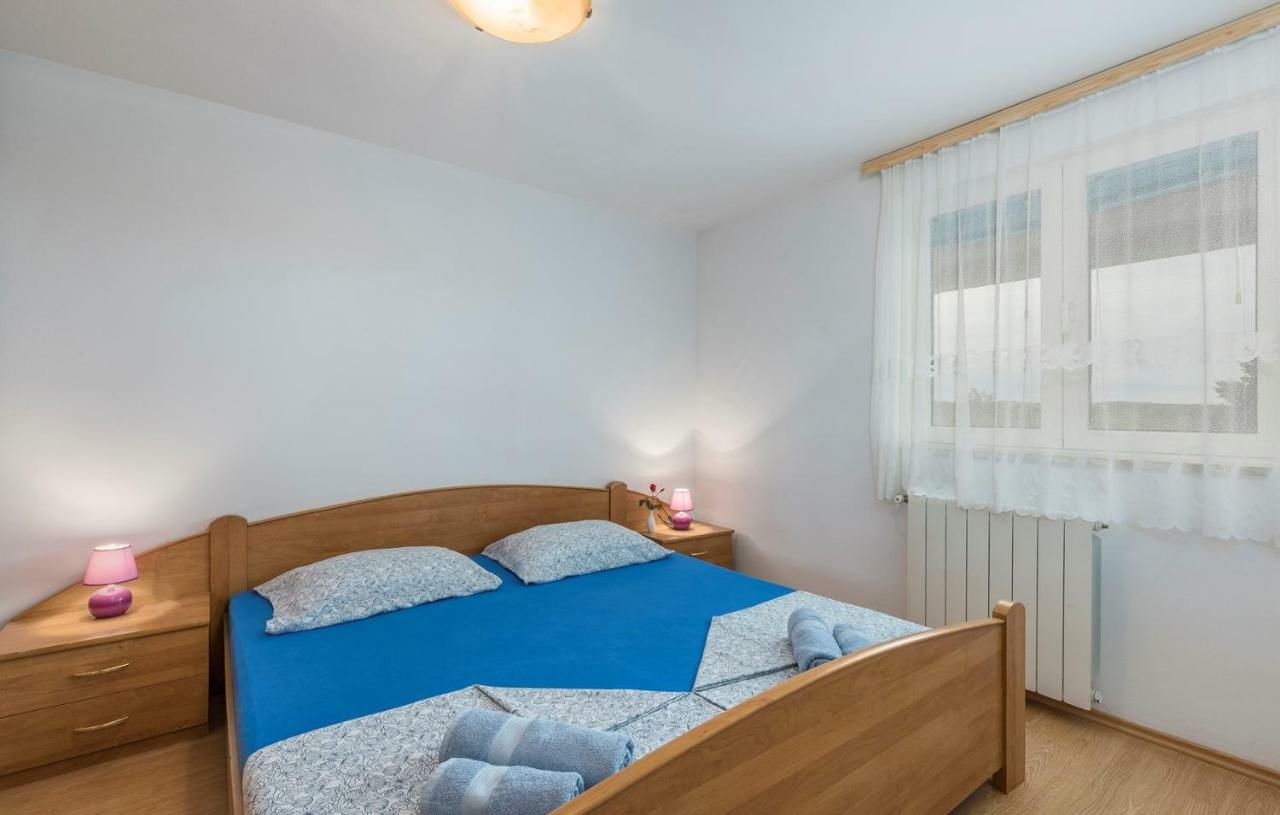 Apartments Saladinka Červar-Porat Exteriör bild