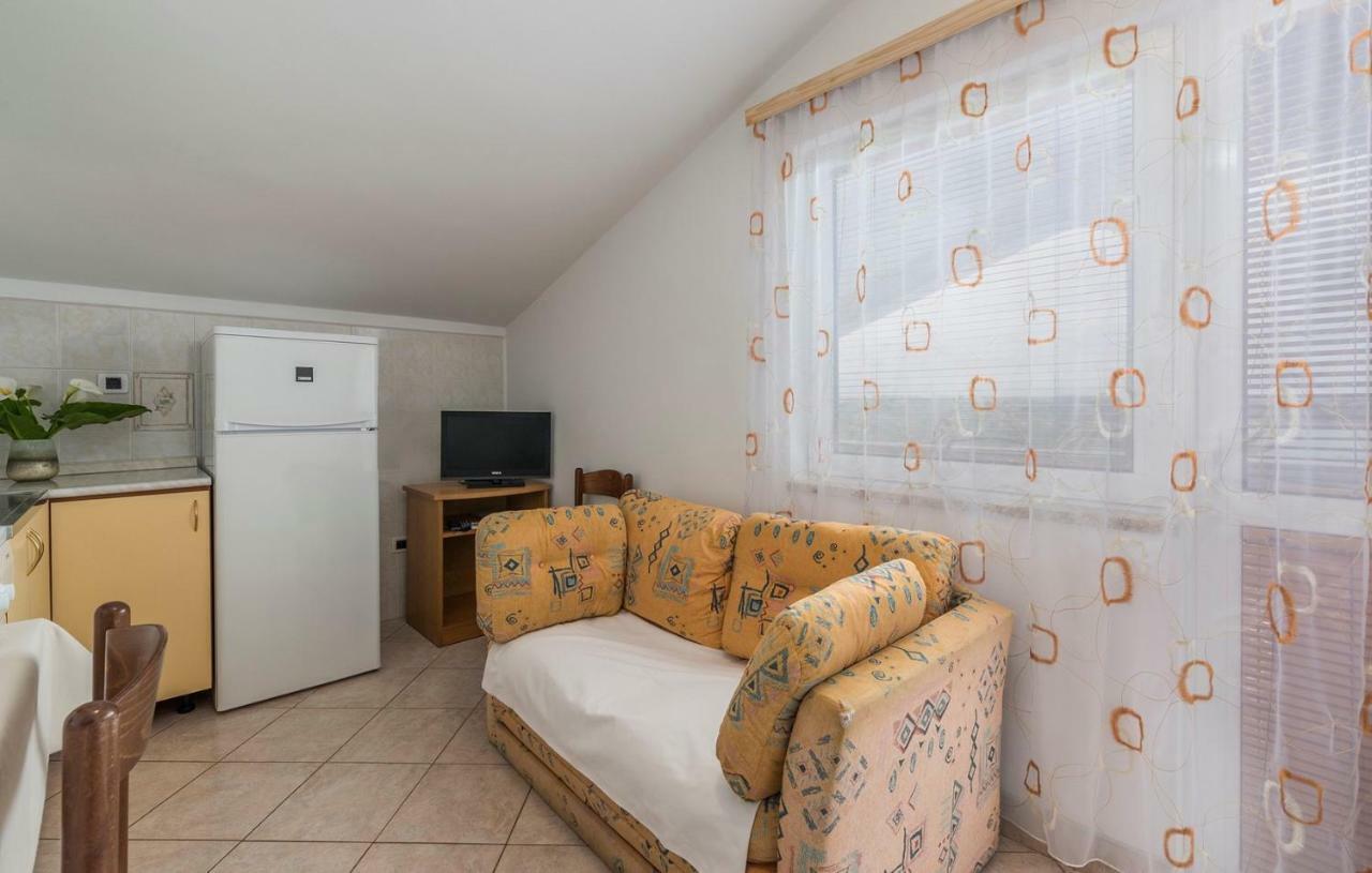 Apartments Saladinka Červar-Porat Exteriör bild