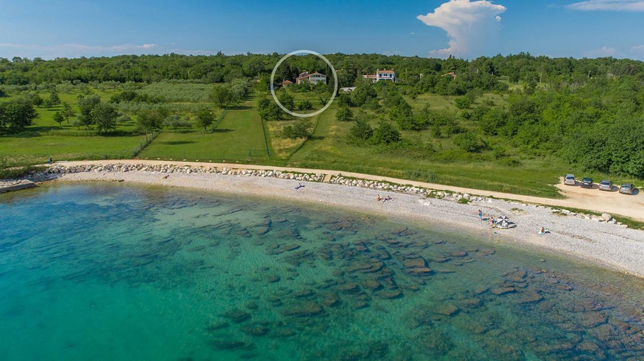 Apartments Saladinka Červar-Porat Exteriör bild