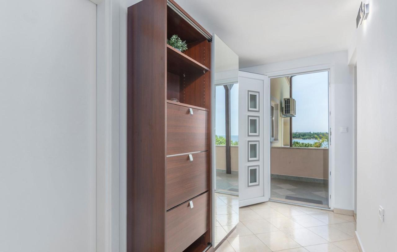 Apartments Saladinka Červar-Porat Exteriör bild